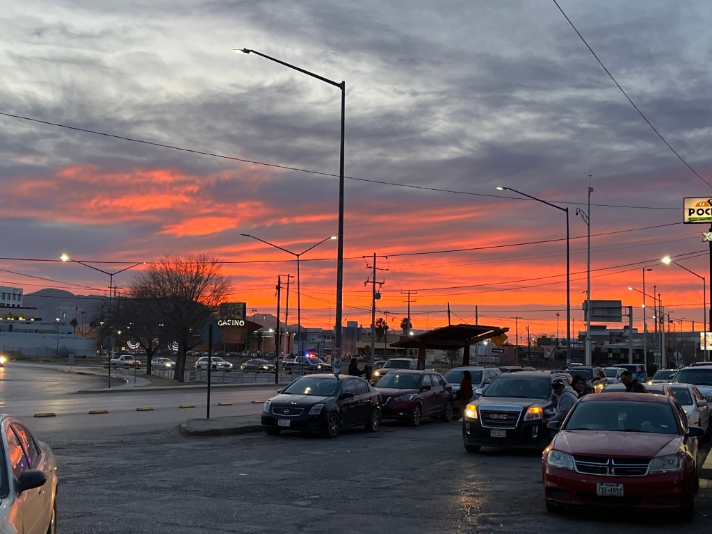 atardecer en ciudad juarez poetico y patetico